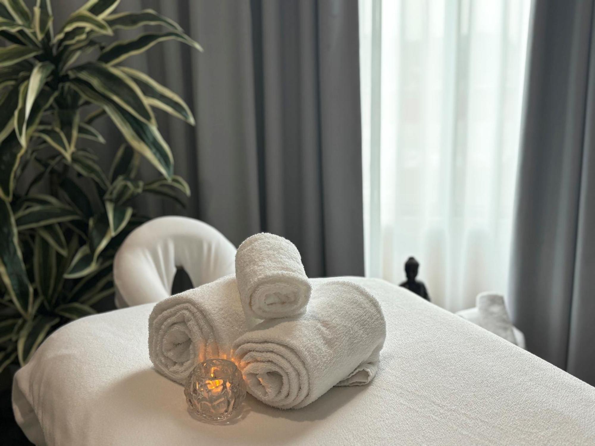 Hotel Castel แกรนบี ภายนอก รูปภาพ