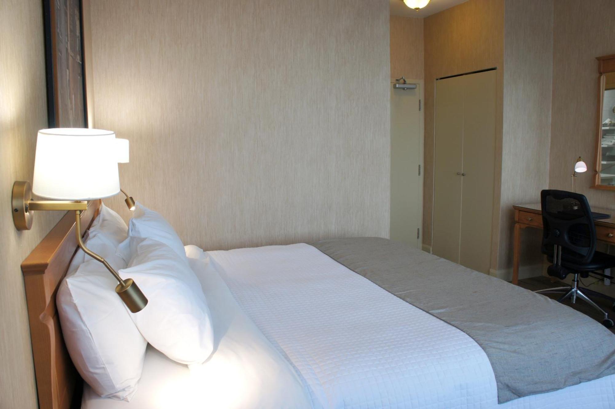 Hotel Castel แกรนบี ภายนอก รูปภาพ